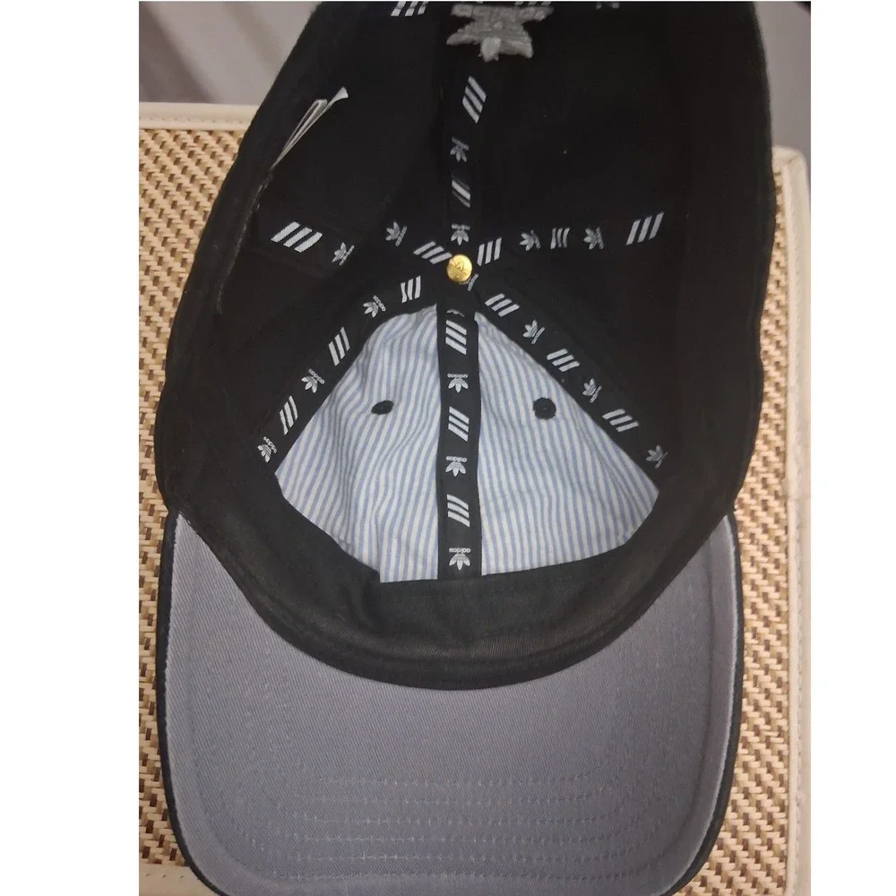 Adidas Originals Hat Men OSFW Black Trefoil Logo Adjustable Strapback Cap